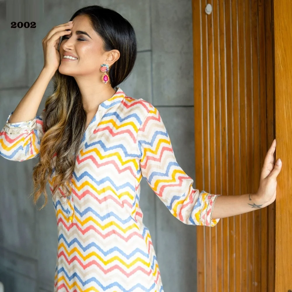 NWT: Multi-color KURTIS WITH PANT - Pure Muslin With Heavy Digital Print - Picture 2 of 5